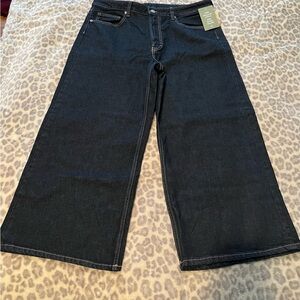 Women’s Wide Leg Cropped NWT Dark Denim J.Crew Jeans Size 14